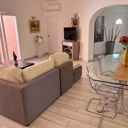 Villa Toiago *